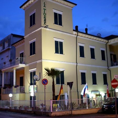 Hotel La Torre ريميني المظهر الخارجي الصورة
