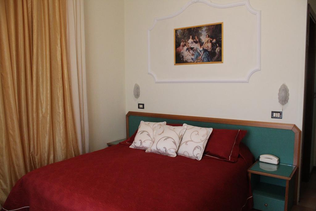 Hotel La Torre ريميني المظهر الخارجي الصورة