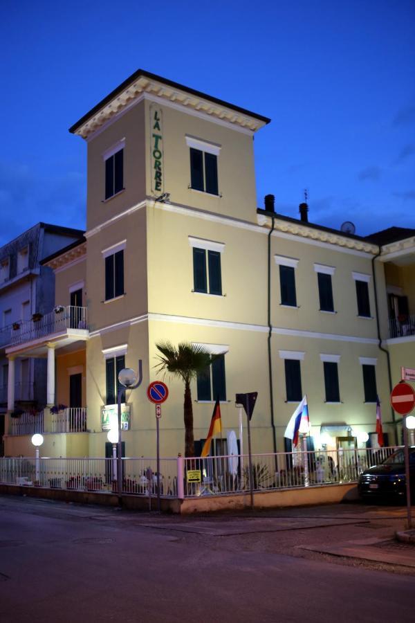 Hotel La Torre ريميني المظهر الخارجي الصورة