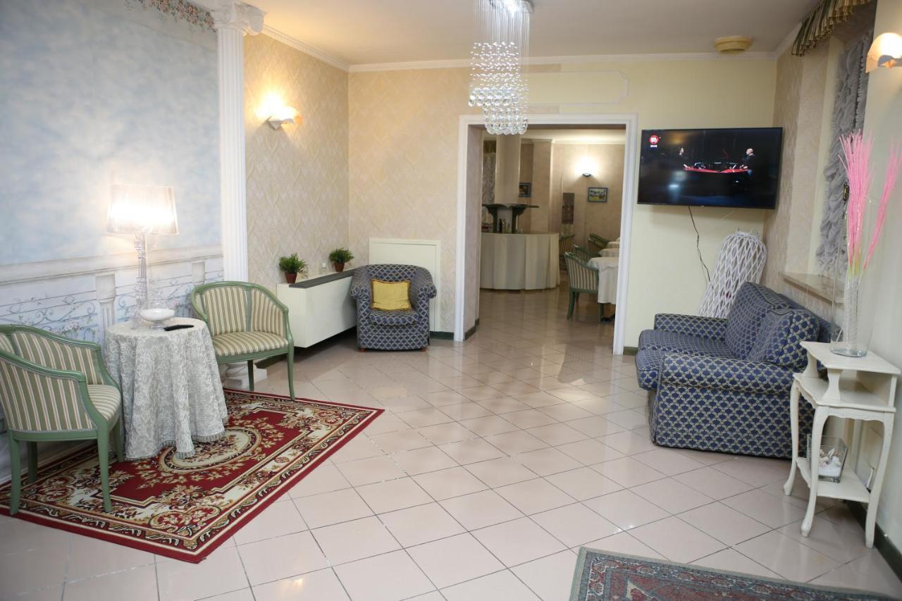Hotel La Torre ريميني المظهر الخارجي الصورة