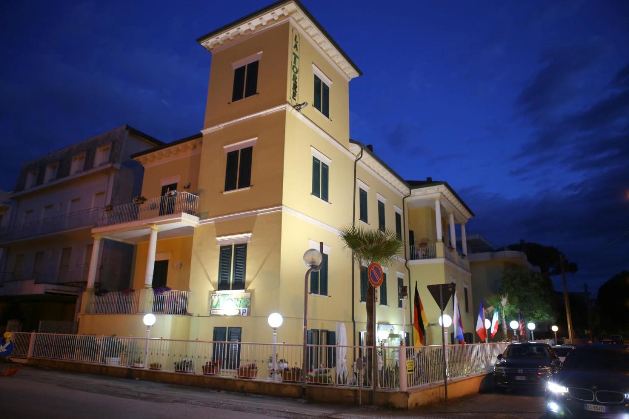 Hotel La Torre ريميني المظهر الخارجي الصورة